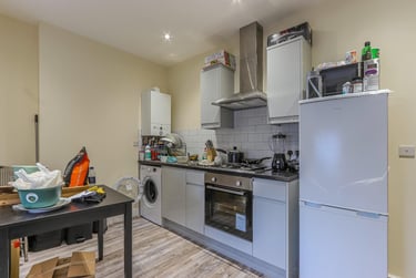 1 bed house, Cyril Crescent, Adamstown, Cardiff, CF241DQ - Image 1